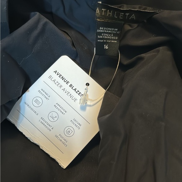 Athleta Avenue Blazer // Black #982816 - Picture 12 of 16